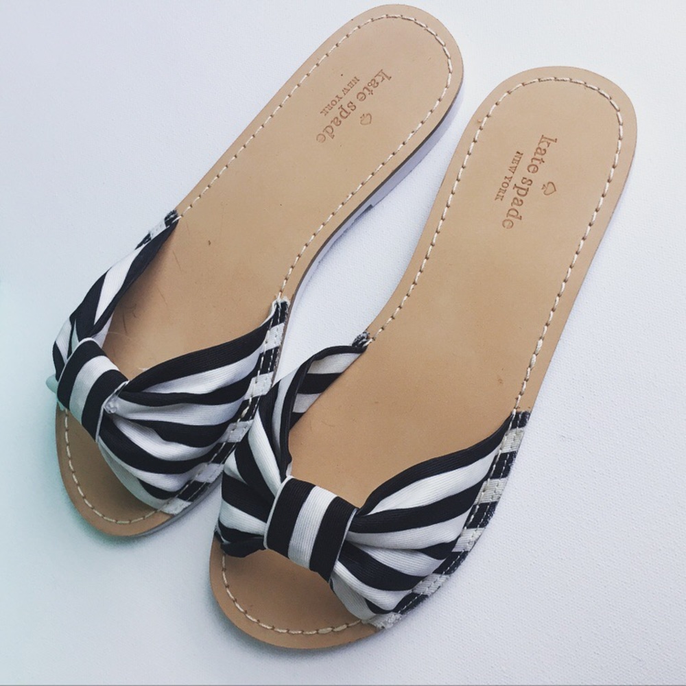 Host Pick Kate ♠️ Indi Black/White Grosgrain Shoes - Picture 4 of 5